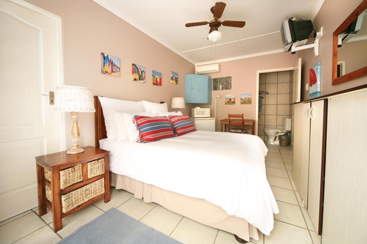 Nahoon Bed & Breakfast East London Room photo