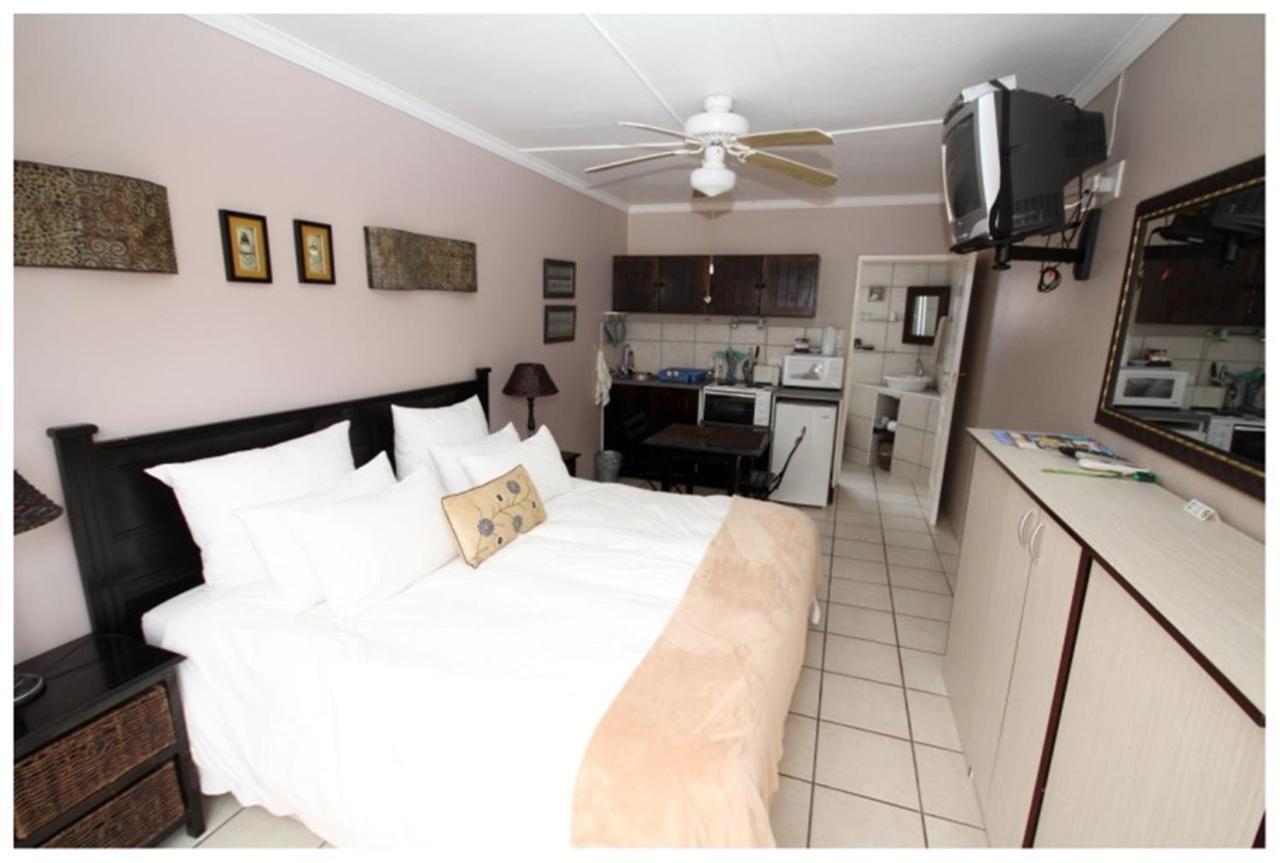 Nahoon Bed & Breakfast East London Room photo