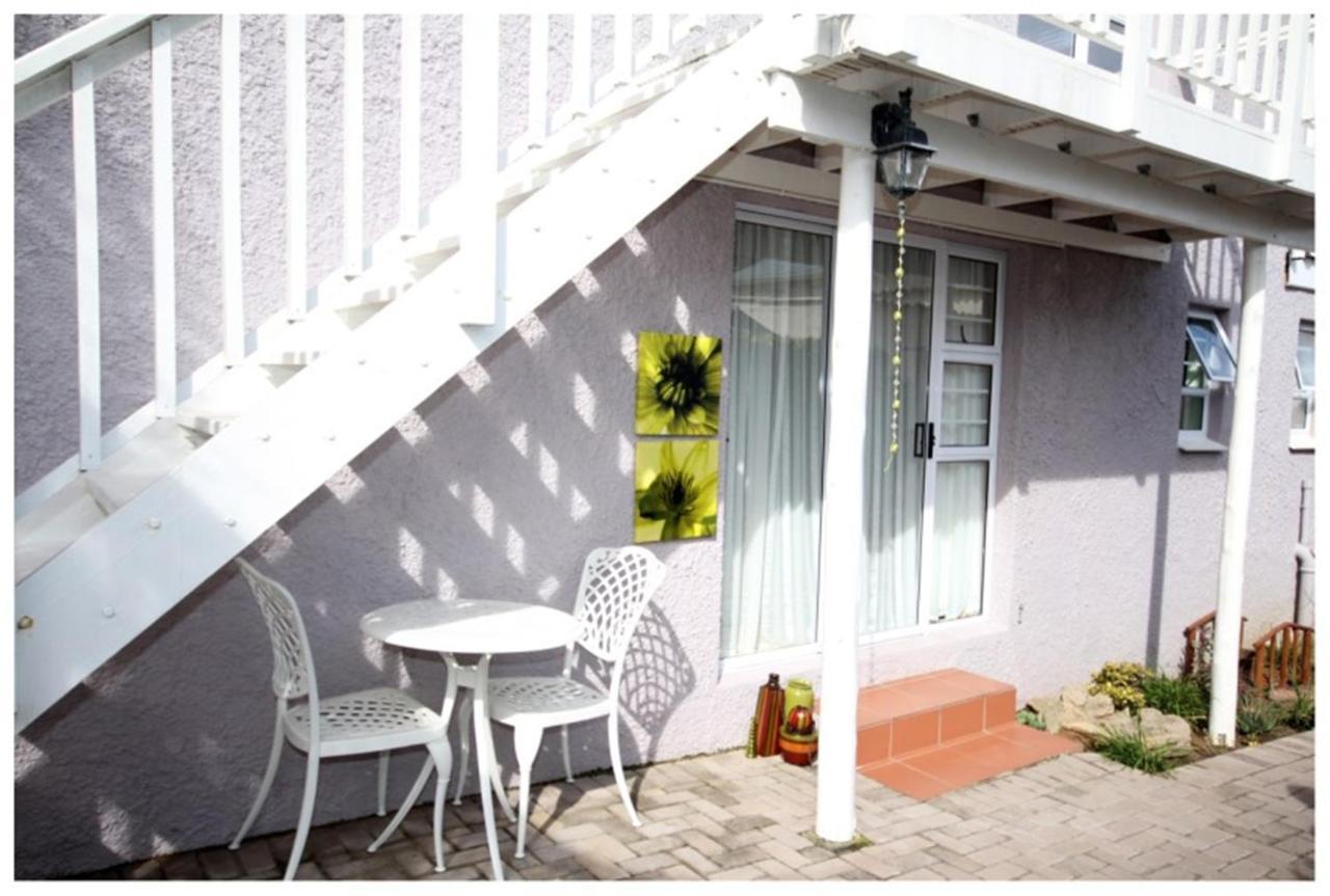 Nahoon Bed & Breakfast East London Room photo